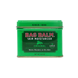 A green tin of Bag Balm